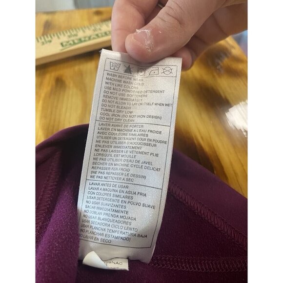 Nike Pullover Dri Fit Hood Long Sleeve Purple Run Ahtleisure Athletic Size Small - Picture 14 of 14